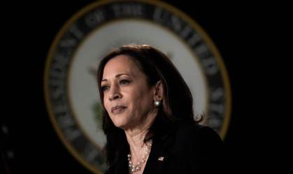Kamala Harris passou mais de 10 horas em ligações no domingo