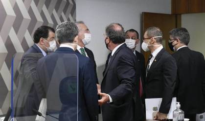 À CNN, Humberto Costa diz que dono da Precisa tenta evitar depor na CPI