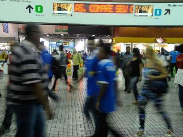 Movimentação na estação de trem Central do Brasil, no Centro do Rio (Supervia)