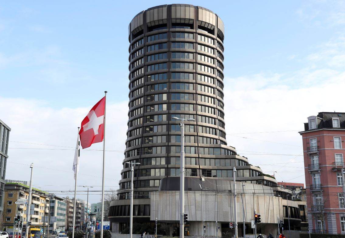 Torre do edifício sede do Banco de Compensações Internacionais (BIS) na Basileia