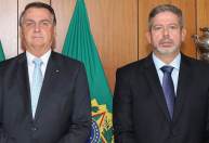 Crises institucionais de Bolsonaro começam a cansar o Centrão