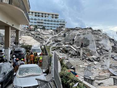 Equipes de resgate buscam sobreviventes em destroços de prédio na Flórida