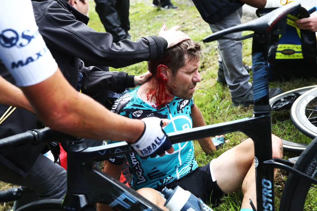 Cyril Lemoine se feriu durante o acidente no Tour de France