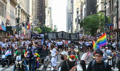 'A lei tem que tornar graves crimes contra população LGBTQIA+', diz Apoglbt