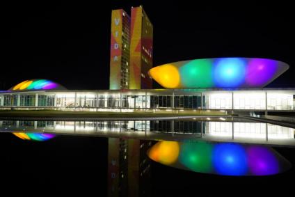 Congresso recebe projeção em apoio ao Dia Internacional do Orgulho LGBT