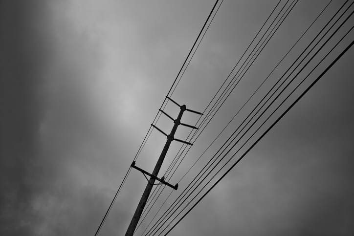 Linhas de transmissão de energia Linhas de transmissão de energia