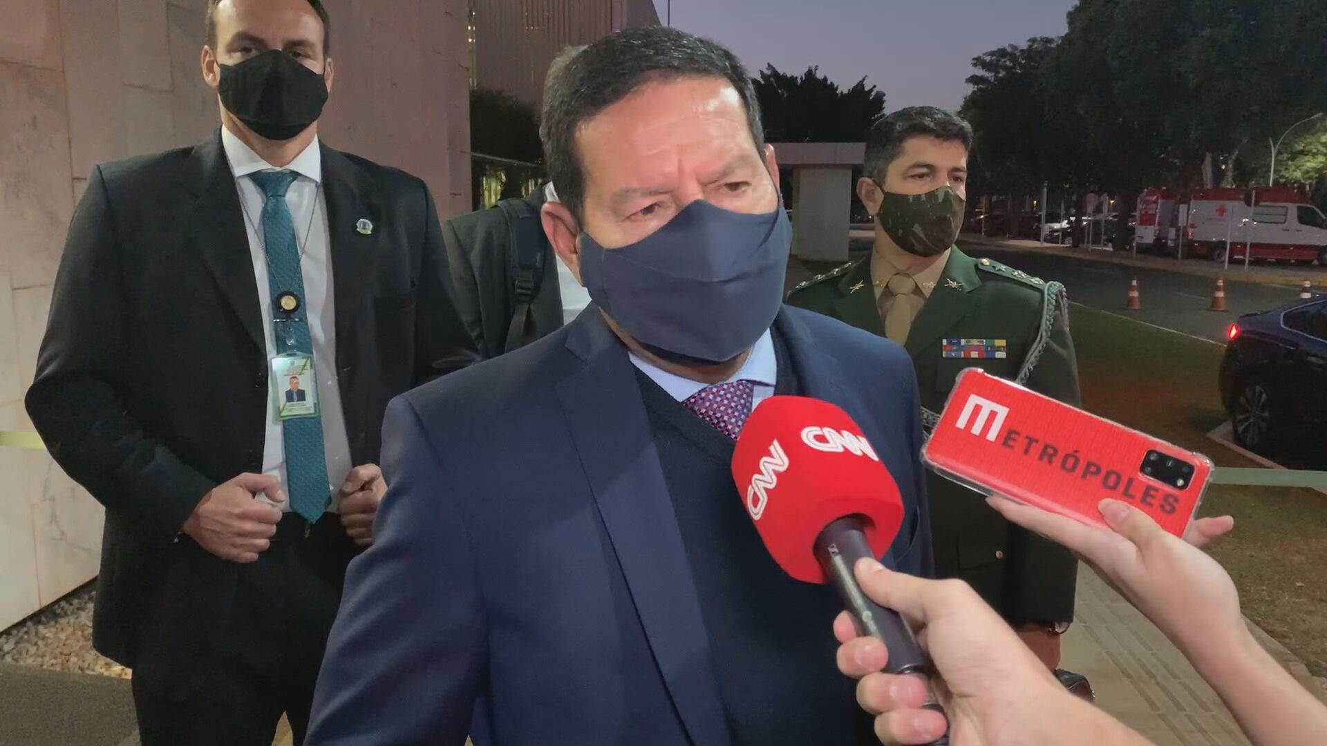 O vice-presidente Hamilton Mourão em entrevista à imprensa O vice-presidente Hamilton Mourão em entrevista à imprensa