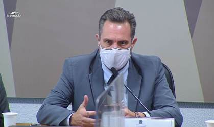 Vendedor diz que esteve três vezes na Saúde e confirma pedido de US$ 1 por dose