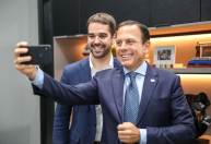 Campanhas de Doria e Leite divergem sobre liderança nas prévias