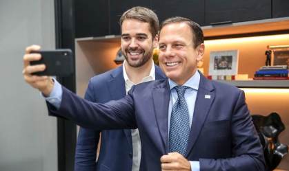Saiba que governadores e prefeitos devem deixar os cargos para disputar as eleições