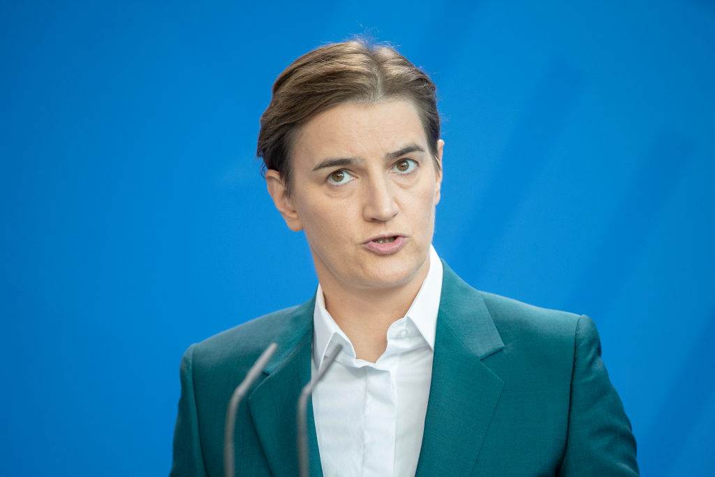 Ana Brnabic é primeira-ministra da Sérvia, na Europa Ana Brnabic é primeira-ministra da Sérvia, na Europa
