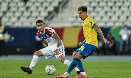 Com um a menos, Brasil vence Chile e vai às semifinais da Copa América