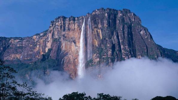 A Cachoeira Angel é a queda d'água mais alta do mundo, segundo o Guiness A Cachoeira Angel é a queda d'água mais alta do mundo, segundo o Guiness