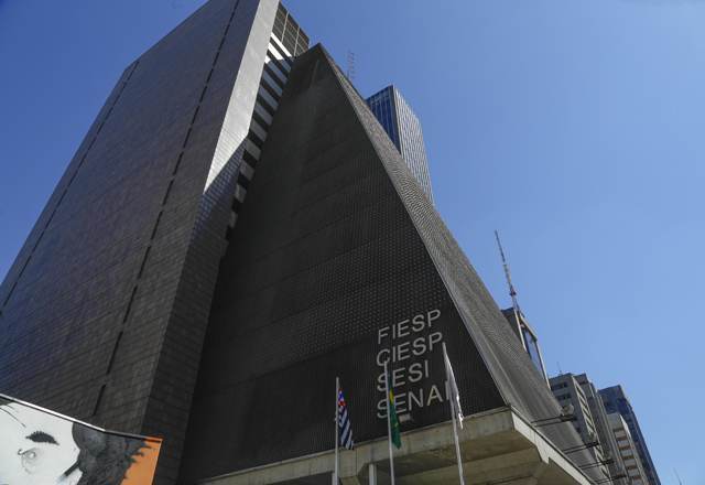 Fiesp mobiliza autoridades em congresso para combater crime organizado e seus impactos