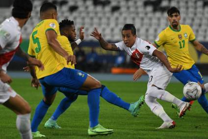 Brasil disputou a semi-final da Copa América com a seleção do Peru