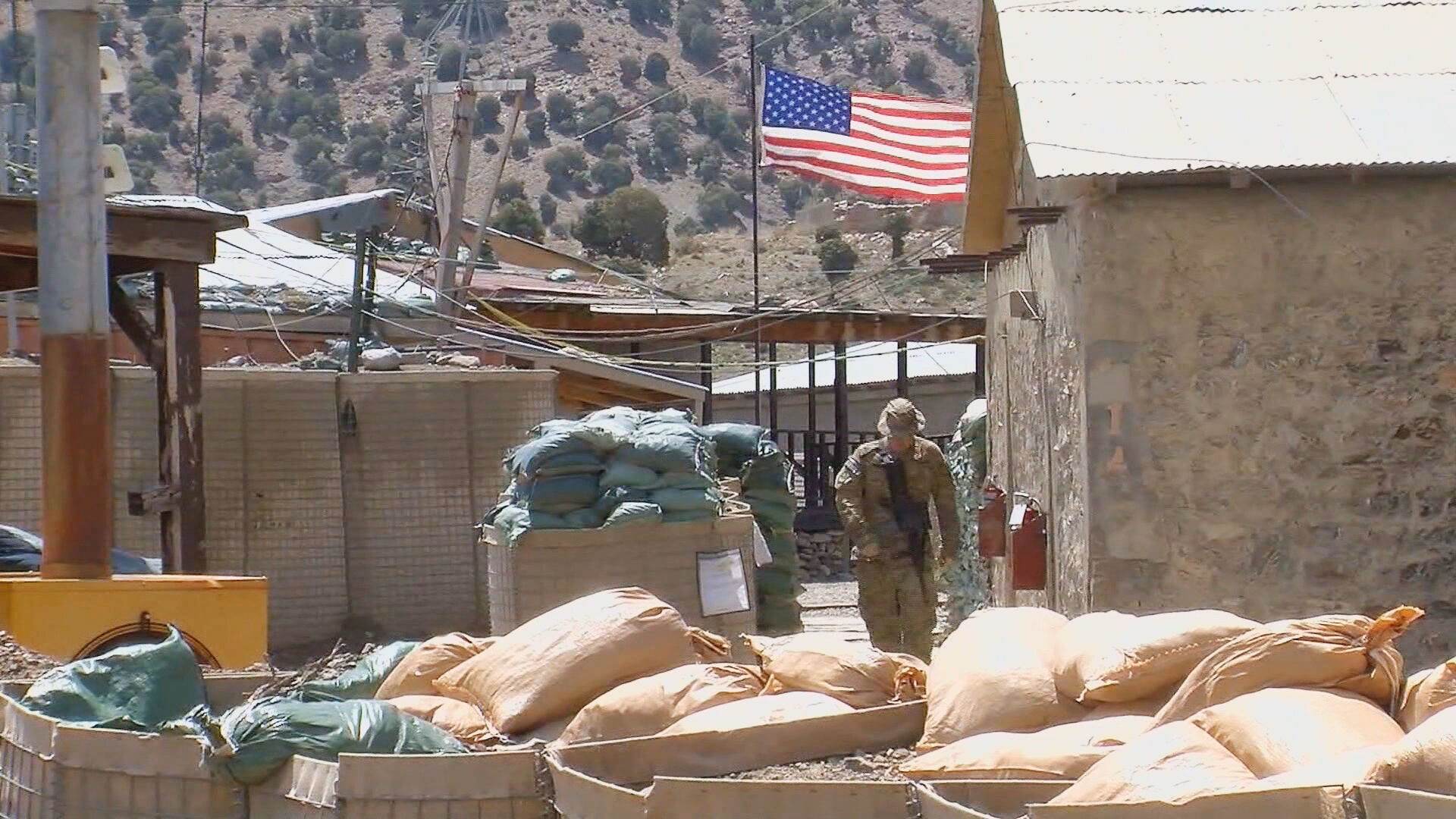 Tropas norte-americanas se retiram gradualmente do Afeganistão Tropas norte-americanas se retiram gradualmente do Afeganistão