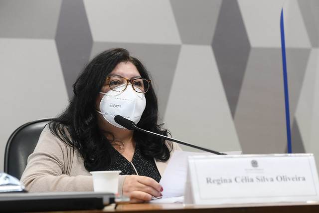 servidora Regina Célia Silva Oliveira servidora Regina Célia Silva Oliveira