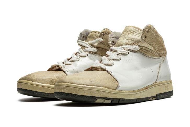 Nike Air Jordan 1/2 teve uma estimativa de leilão de US$ 120 mil a 160 mil