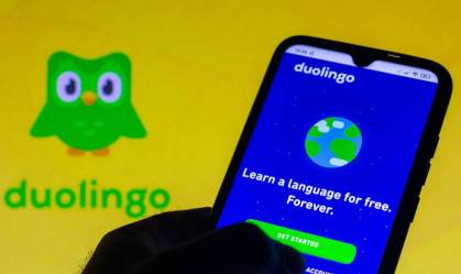 Avaliado em US$ 6,5 bi, app de idiomas Duolingo dispara 40% em estreia na Nasdaq