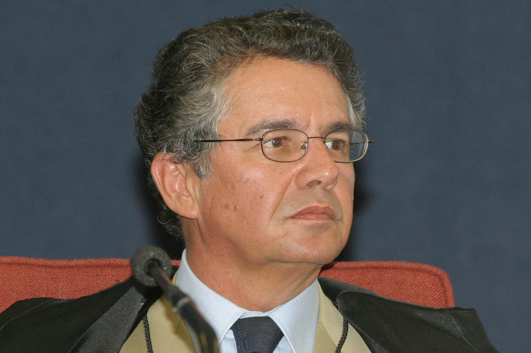 Ministro Marco Aurélio durante sessão da 1ª turma (08/08/2006)