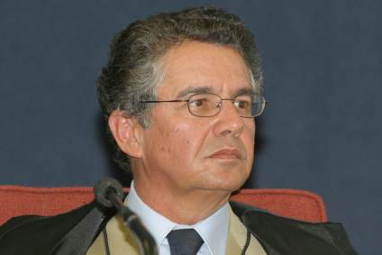 Ministro Marco Aurélio durante sessão da 1ª turma (08/08/2006)