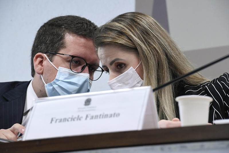 Ex-coordenadora do PNI Francieli Fantinato