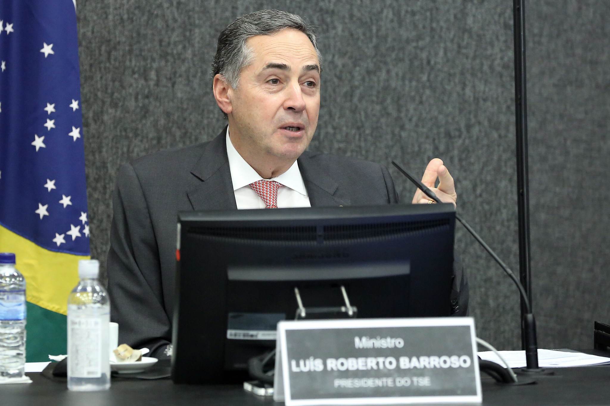 Ministro Luis Roberto Barroso, presidente do Tribunal Superior Eleitoral Ministro Luis Roberto Barroso, presidente do Tribunal Superior Eleitoral