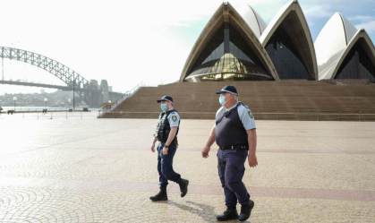 Agentes de segurança durante lockdown em Sydney