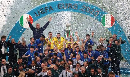 Seleção da Itália comemora título da Eurocopa