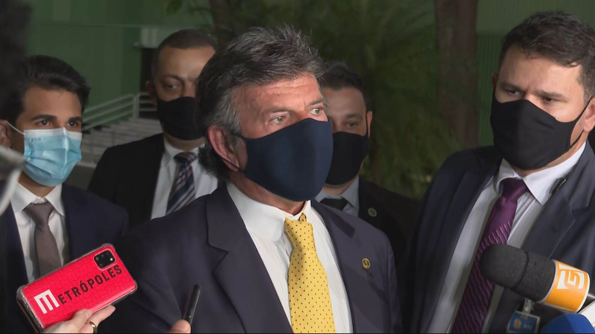 O presidente do STF, Luiz Fux, conversou com a imprensa após encontrar Bolsonaro O presidente do STF, Luiz Fux, conversou com a imprensa após encontrar Bolsonaro