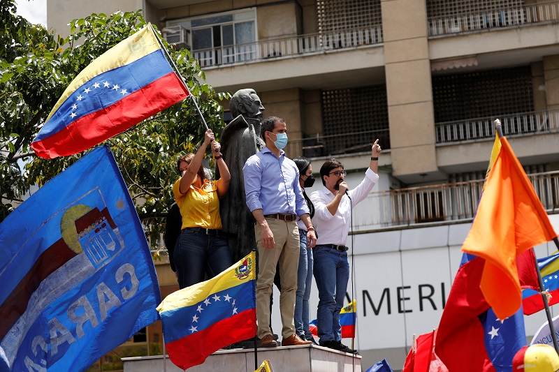 Freddy Guevara discursa durante comício do líder oposicionista Juan Guaidó Freddy Guevara discursa durante comício do líder oposicionista Juan Guaidó