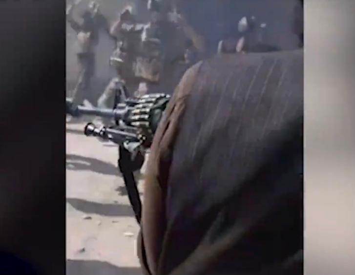 Membros do Talibã atacam comandos no Afeganistão/Funker530 Membros do Talibã atacam comandos no Afeganistão/Funker530