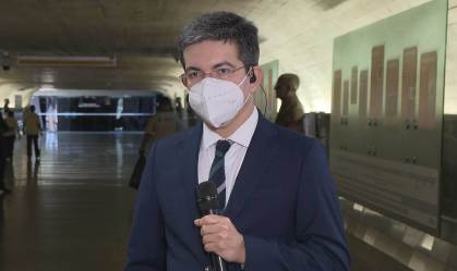 Exaustão não pode ser maior do que busca pela verdade, diz Randolfe