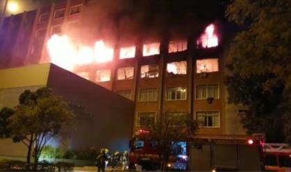 Incêndio no prédio da Secretaria de Segurança Pública, em Porto Alegre (14/07/21
