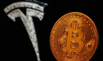 Tesla. Bitcoin