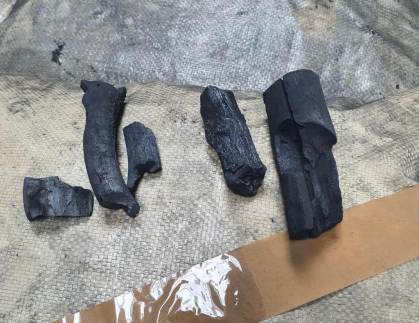 A cocaína foi feita para parecer carvão / Garda Síochána