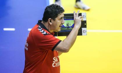 Luizomar de Moura - técnico brasileiro de vôlei
