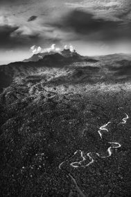 Livro &quot;Amazônia&quot; de Sebastião Salgado