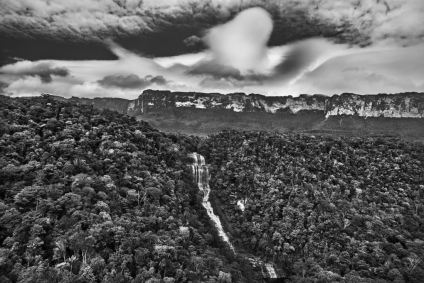 Livro &quot;Amazônia&quot; de Sebastião Salgado