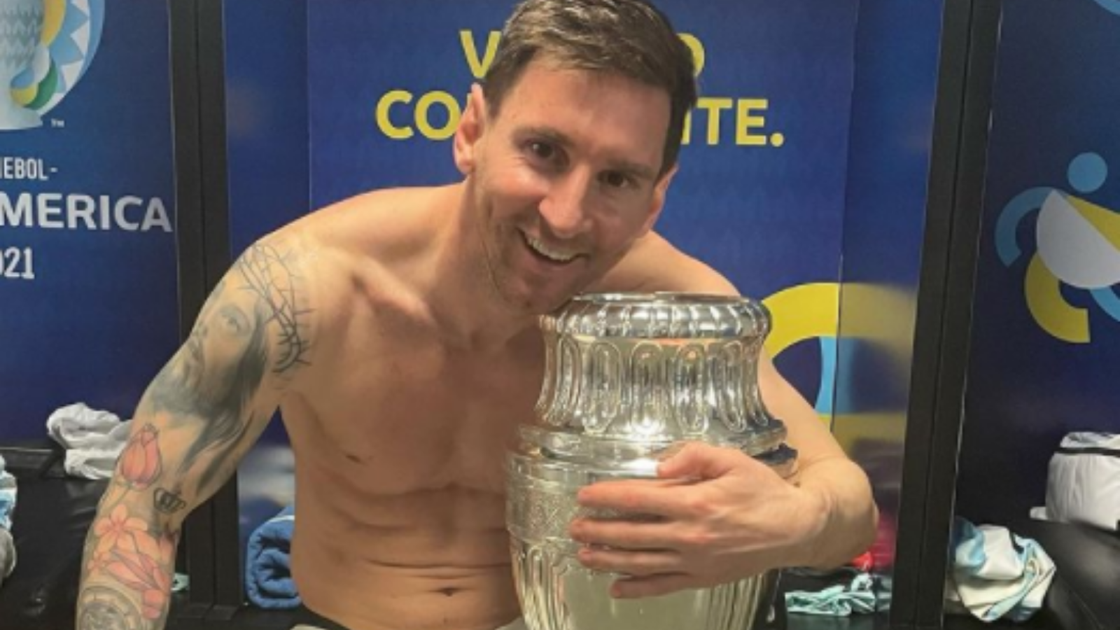 foto de Messi com taça da Copa América 