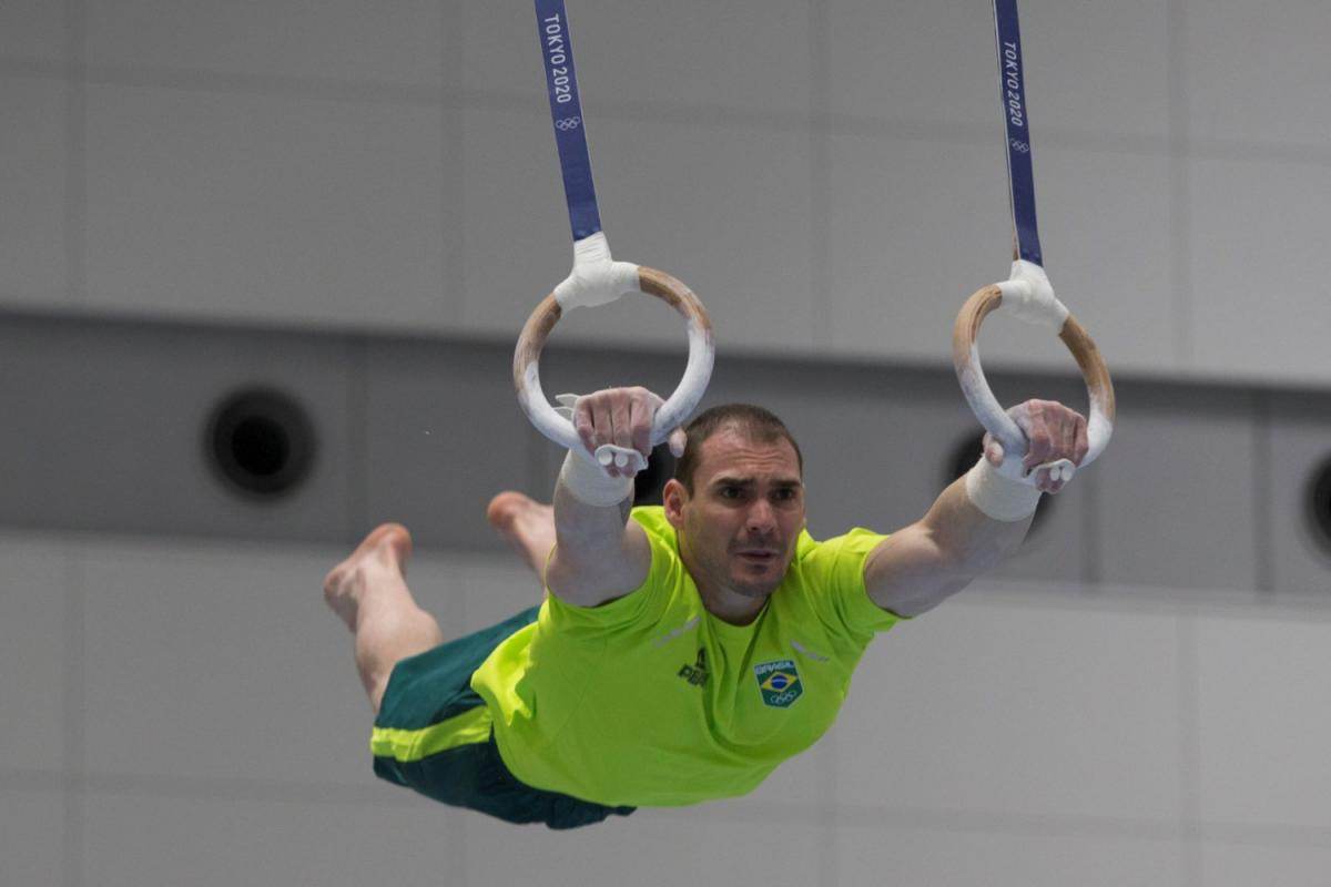 O campeão olímpico Arthur Zanetti O campeão olímpico Arthur Zanetti