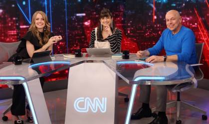 CNN Tonight: Ciência busca sinais de vida inteligente fora da Terra