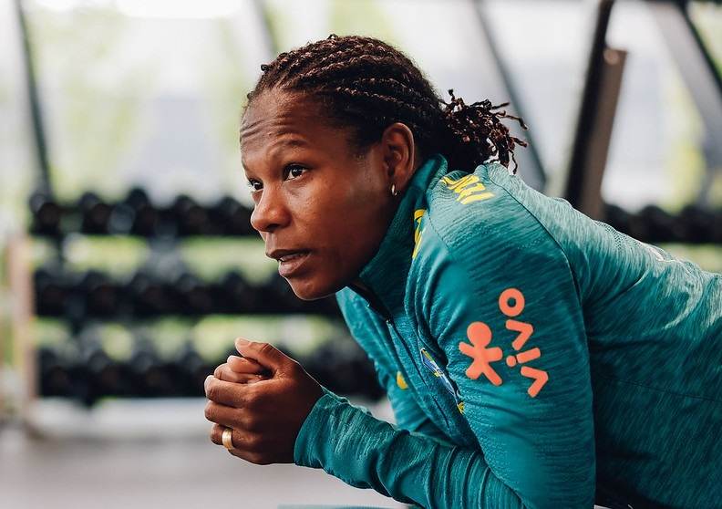 Jogadora Formiga em treino da seleção brasileira feminina