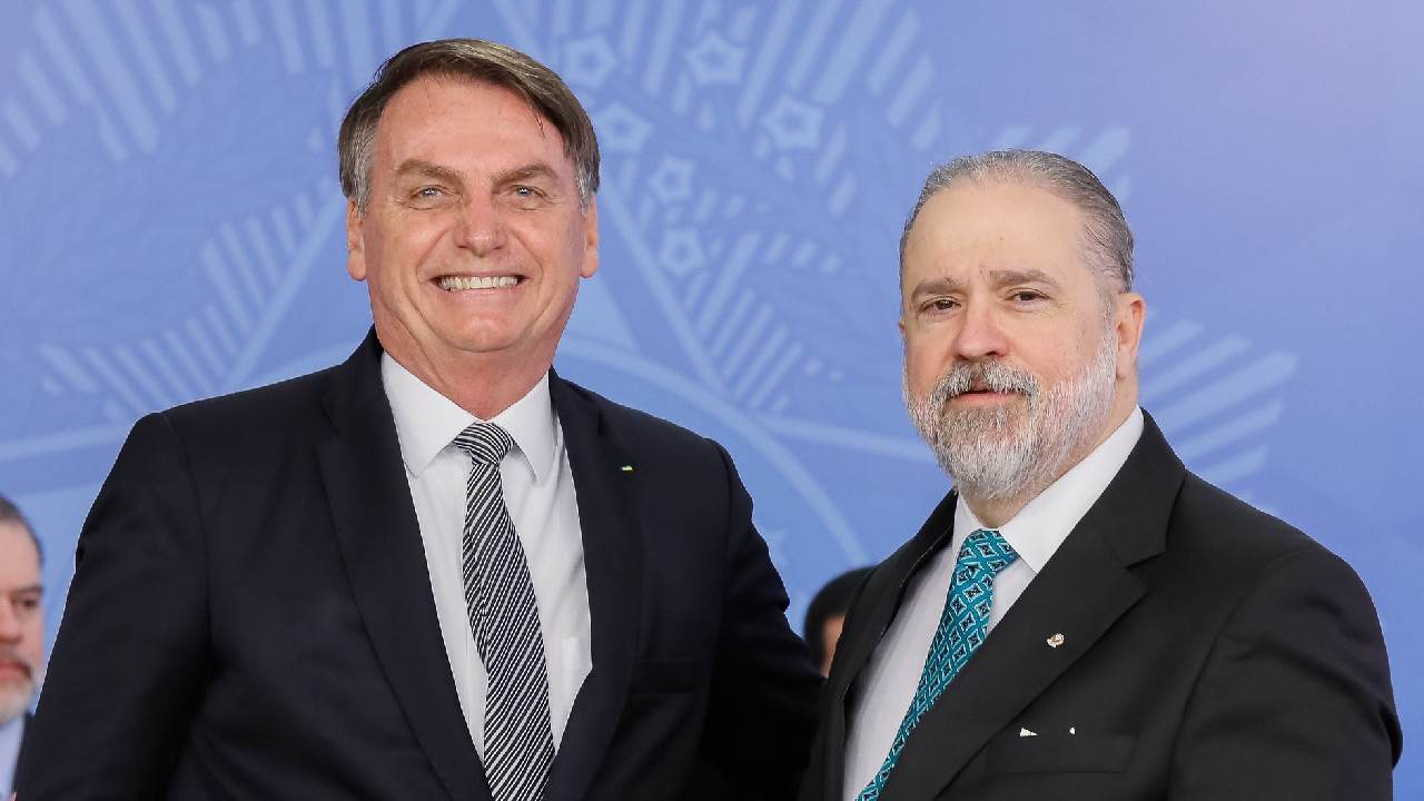 Presidente Jair Bolsonaro e Augusto Aras, procurador-geral da República Presidente Jair Bolsonaro e Augusto Aras, procurador-geral da República