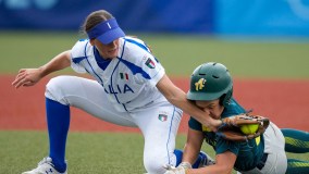 Itália e Austrália fecharam o dia de duelos nesta quinta-feira no softbol