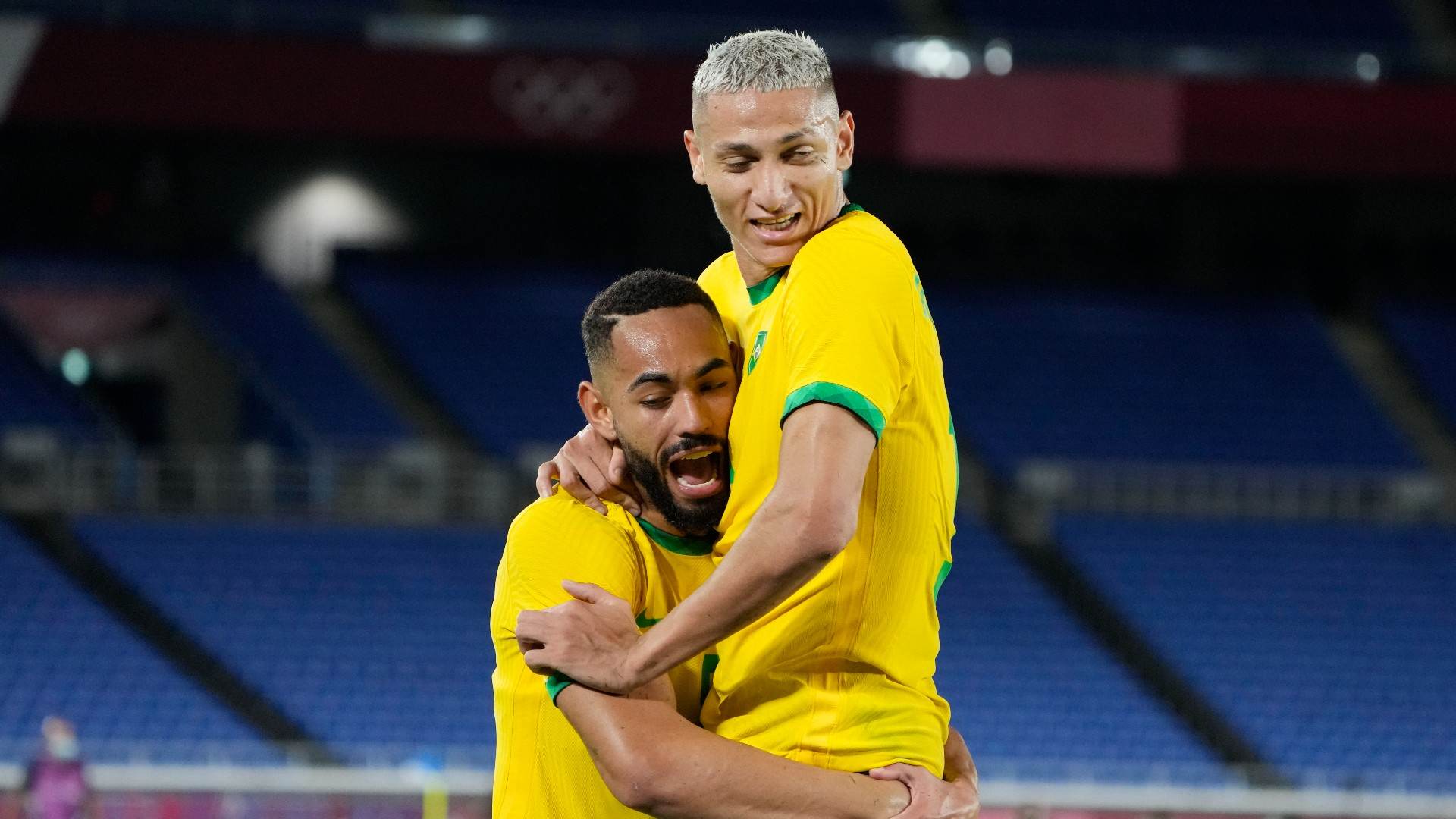 Richarlison comemora 3º gol do Brasil contra Alemanha na estreia em Tóquio