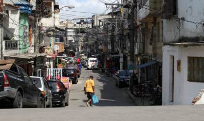 Pandemia agravou problemas estruturais nas favelas do Rio, aponta pesquisa