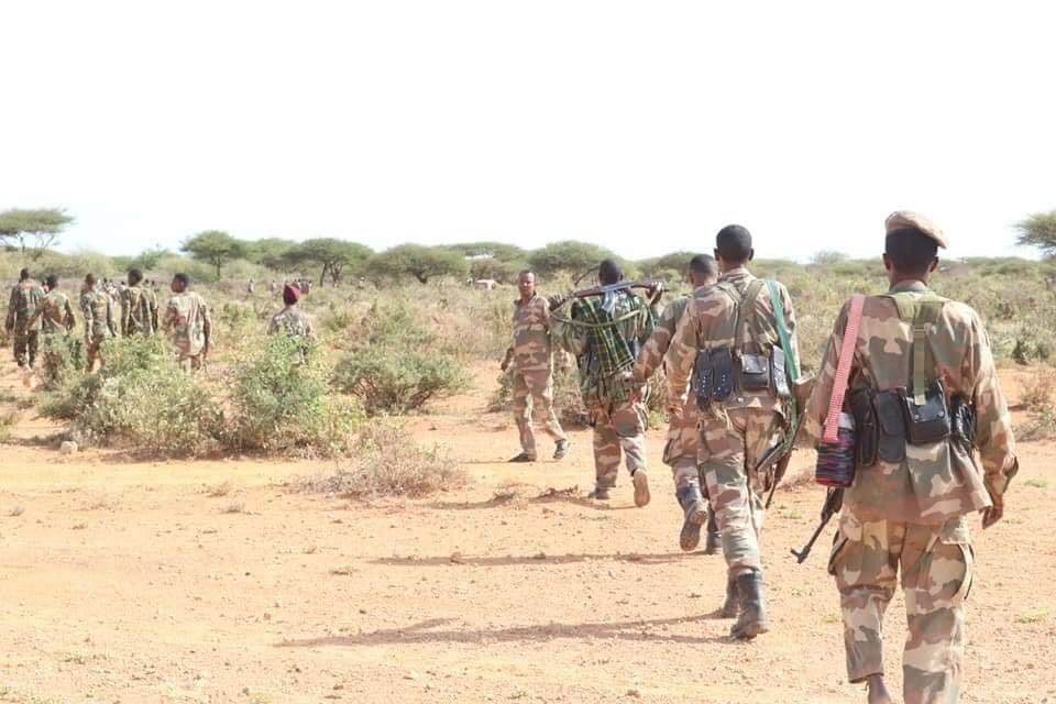 Ofensiva do exército somali na região sul do país mata 17 terroristas