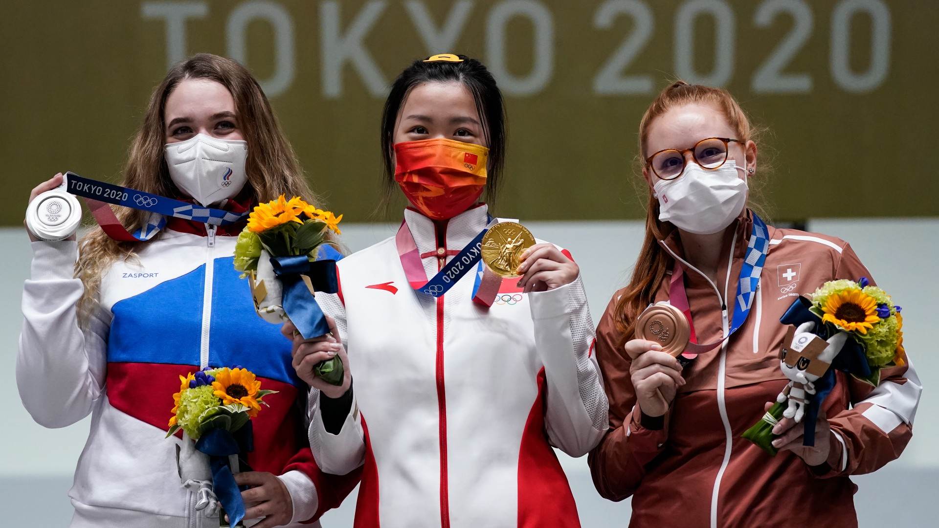 Russa Anastasiia Galashina e a suíça Nina Christen