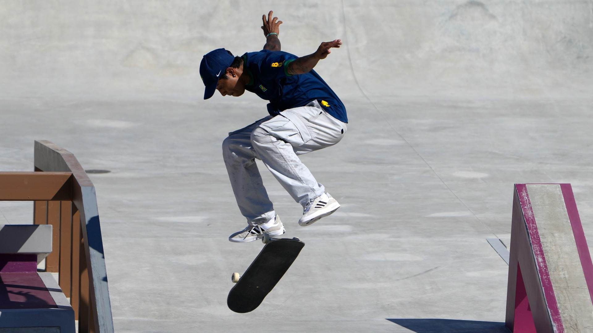 Brasileiro Gustavo Felipe abriu a competição do skate nas Olimpíadas Brasileiro Gustavo Felipe abriu a competição do skate nas Olimpíadas